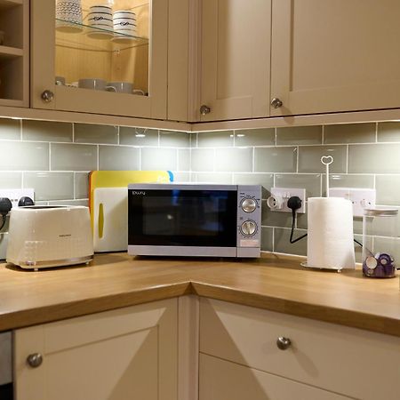 אובאן Charming 1Br Apartment Close To Centre With Free Parking מראה חיצוני תמונה